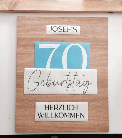 Aufkleber "Geburtstagsschild" - hochkant | Willkommens-Schriftzug zum Geburtstag | personalisierte Schriftzüge zum selbst Aufkleben